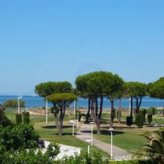 Appartement 2 pièces cabine familial avec parking au Grau-du-Roi - FR-1-731-118