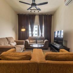 Mat Leo Homestay at MRT Kajang