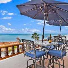 Gorgeous Oceanfront Villa With Panoramic Views