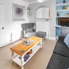 Host & Stay - Regency Square Apartment