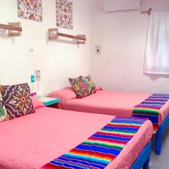 Beautiful Beach Studio in Akumal, snorkeling paradise - Wifi, AC, Parking