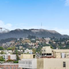 View of Hollywood Sign Studio, Free Parking