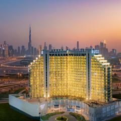 Farhad Azizi Al Jaddaf Sleek Studio