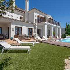 Luxury Modern 5BR Villa - Infinity pool & Panoramic sea views