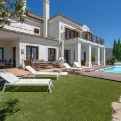Luxury Modern 5BR Villa - Infinity pool & Panoramic sea views