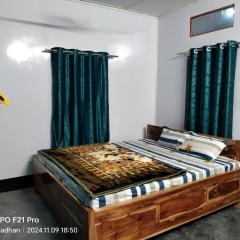 PAHI HOMESTAY, Nameri