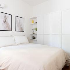 Boutique apt with private parking