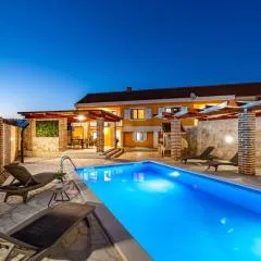 Villa Mendula ZadarVillas