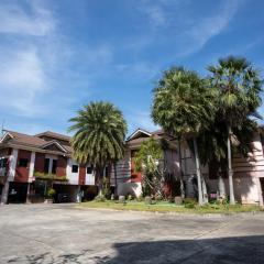 โรงแรมบ้านสวนรีสอร์ท ชลบุรี