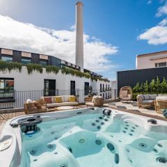 Jacuzzi, Terrace & Infinity Pool at Savoy Insular