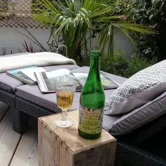 Grand appartement 3 pièces, terrasse au sud et mer à 80m