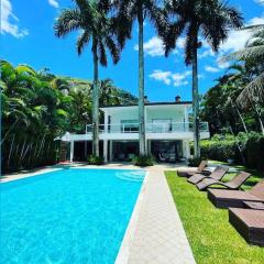 Casa Angra dos Mares