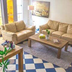 Cozy kriol stay, steps to ocean