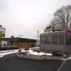 Juniper Motel Madras