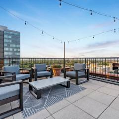 Oak Park Downtown King Bed Rooftop Fitness Center Top Flr City View