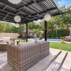 Keysplease Upgraded 4 BR Villa, Private Pool Meadows