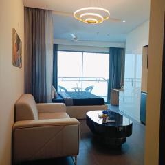 Luxurious suite with city view with The lockwoods