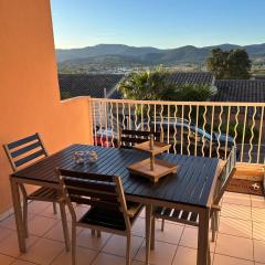 Ferienhaus mit Blick auf Grimaud (Fle)