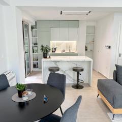 Azure Loft - 3min walk to beach, 10min to Old Town