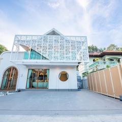 So beach villa pattaya