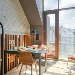 Serene Studio Oasis with Balcony in Ghent