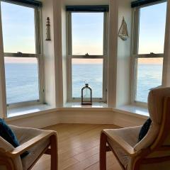Granville Lookout - 2 bed Apt