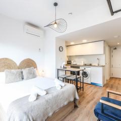 Elegant Studio with Private Terrace by RentitUP