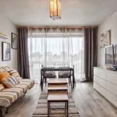 COZY beautiful seaside apartment