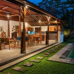RUMAH Joglo