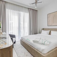 Knokey Dubai Creek Beach with Lagoon Pool access
