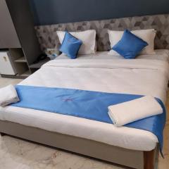 Mandhas club & resort