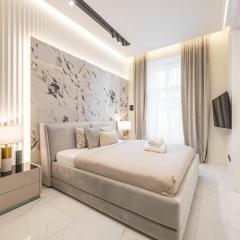 Luxurious High-End Central Grand Residence next to the Basilica