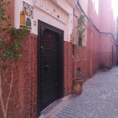 Riad El Badii chambre queen size Badii