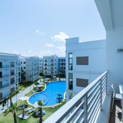 Charming Flat with Pool view Fast Wi-Fi