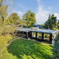 3 Bedroom Nice Home In Juelsminde