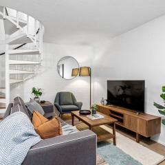 Heart of Wembley, 2 BR, 6km to Floreat Beach