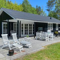 3 Bedroom Gorgeous Home In Hals