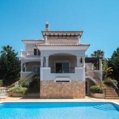 Crest 5 - 8 Pax Golf & Beach Swimming pool