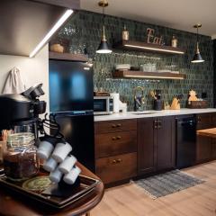Downtown Boise Sunset Ave Romantic Private Suite