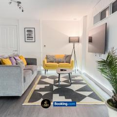 Cosy 1 Bedroom Apt By LS2G Short Lets & Serviced Accommodation Greater London With Free WIFI