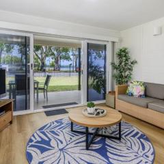 Ground floor air conditioned, fabulous waterviews overlooking Pumicestone Passage