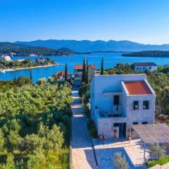 Escape Villa Island Peaceful Oasis with Pool