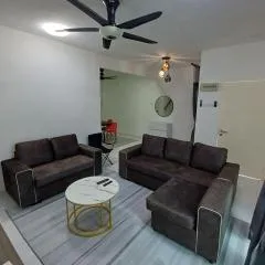 Seroja Guesthouse Gambang