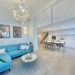 53 Penthouse Apartment with City View Cluj