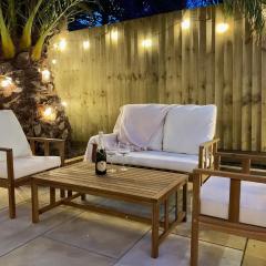 The Palms at No10 - Spacious and Family Friendly