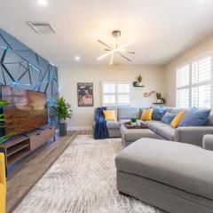 Phoenix 4 BDR Home with Gym & Hot Tub