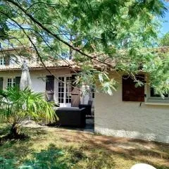 Villa familiale au calme avec jardin clos, proche océan et bassin, 8 personnes - FR-1-736-53