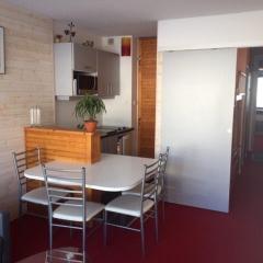 Appartement 6 pers, accès pistes, vue montagne - FR-1-602-120