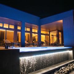 EZRA VILLA shirahama