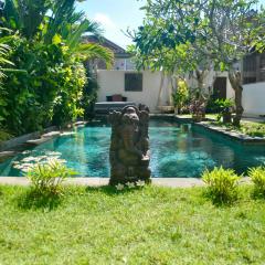 Damai Villa Uluwatu - 4 Rooms with pool near Thomas Beach